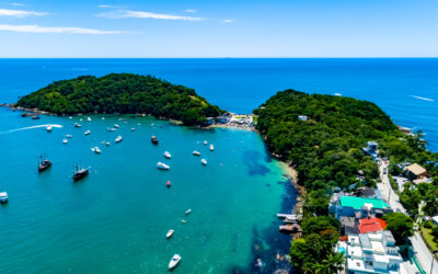 Maio em Bombinhas: Aproveite o Clima Perfeito e Evite as Multidões